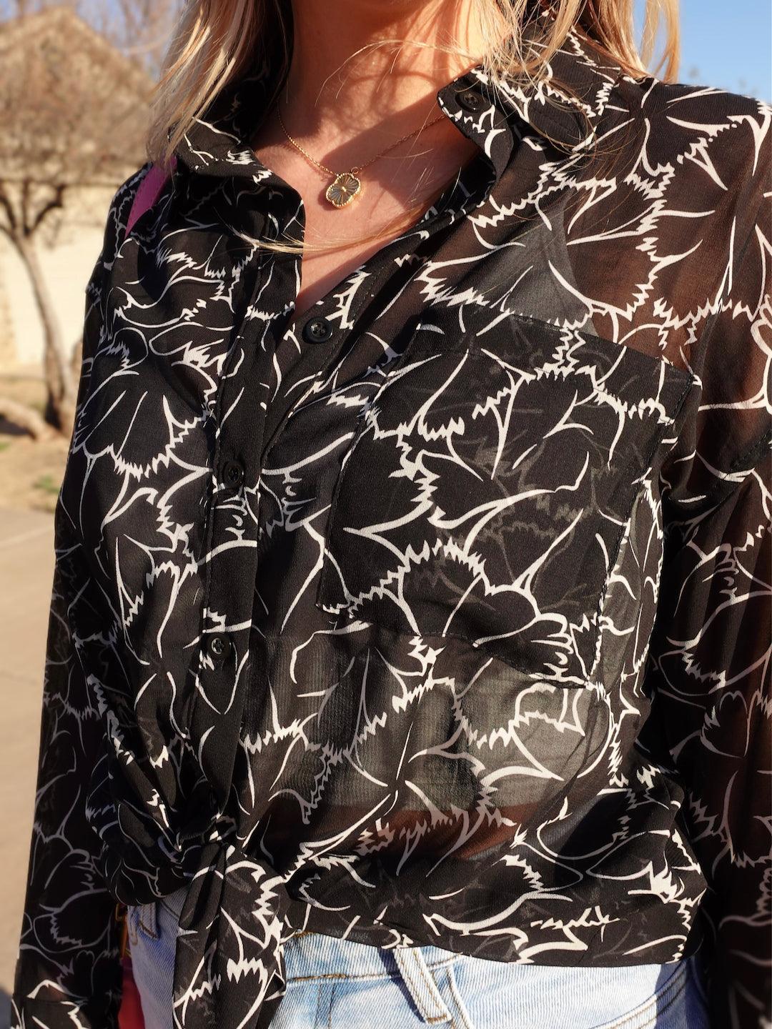 Blouse in Black