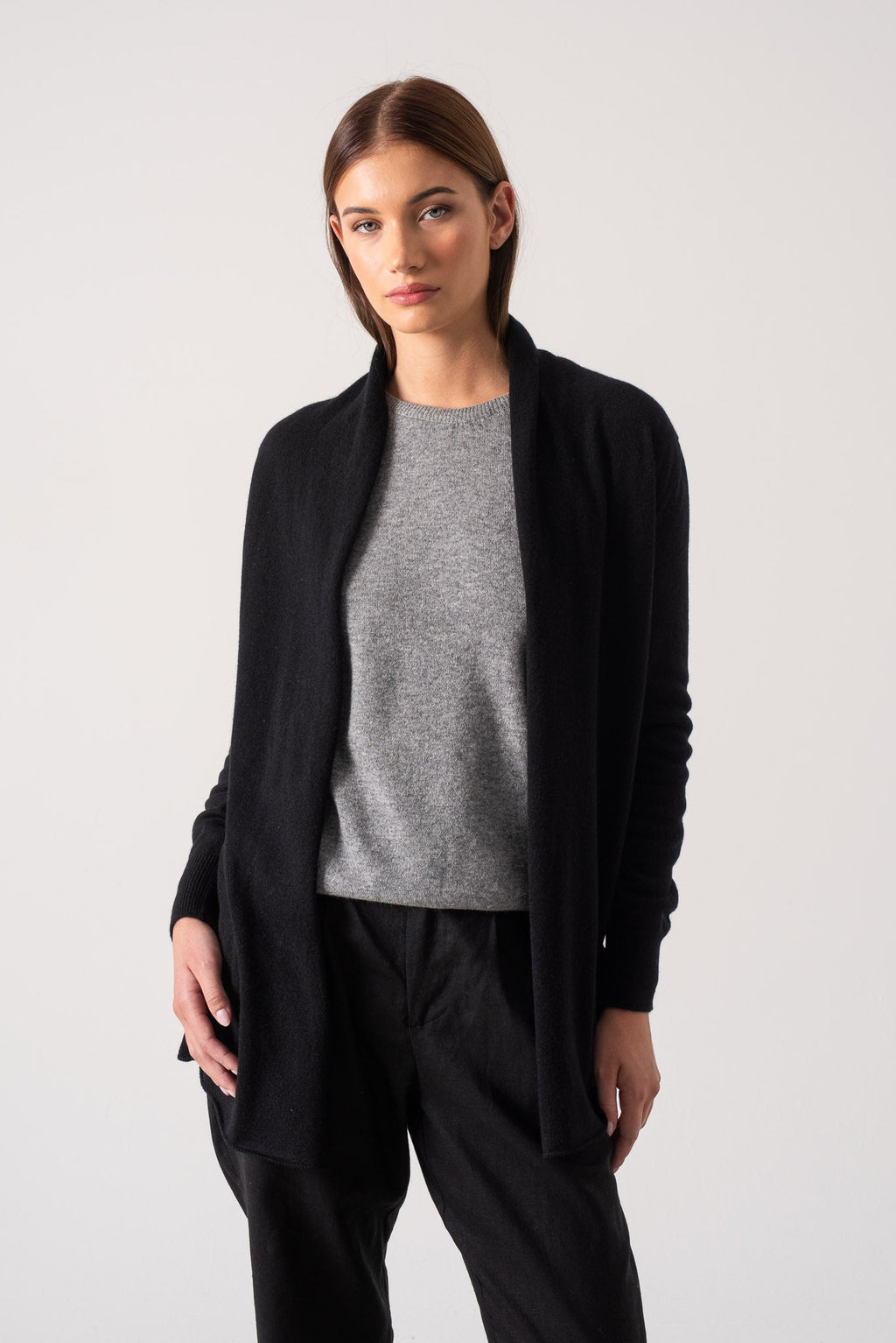 100% Cashmere Cardigan Black