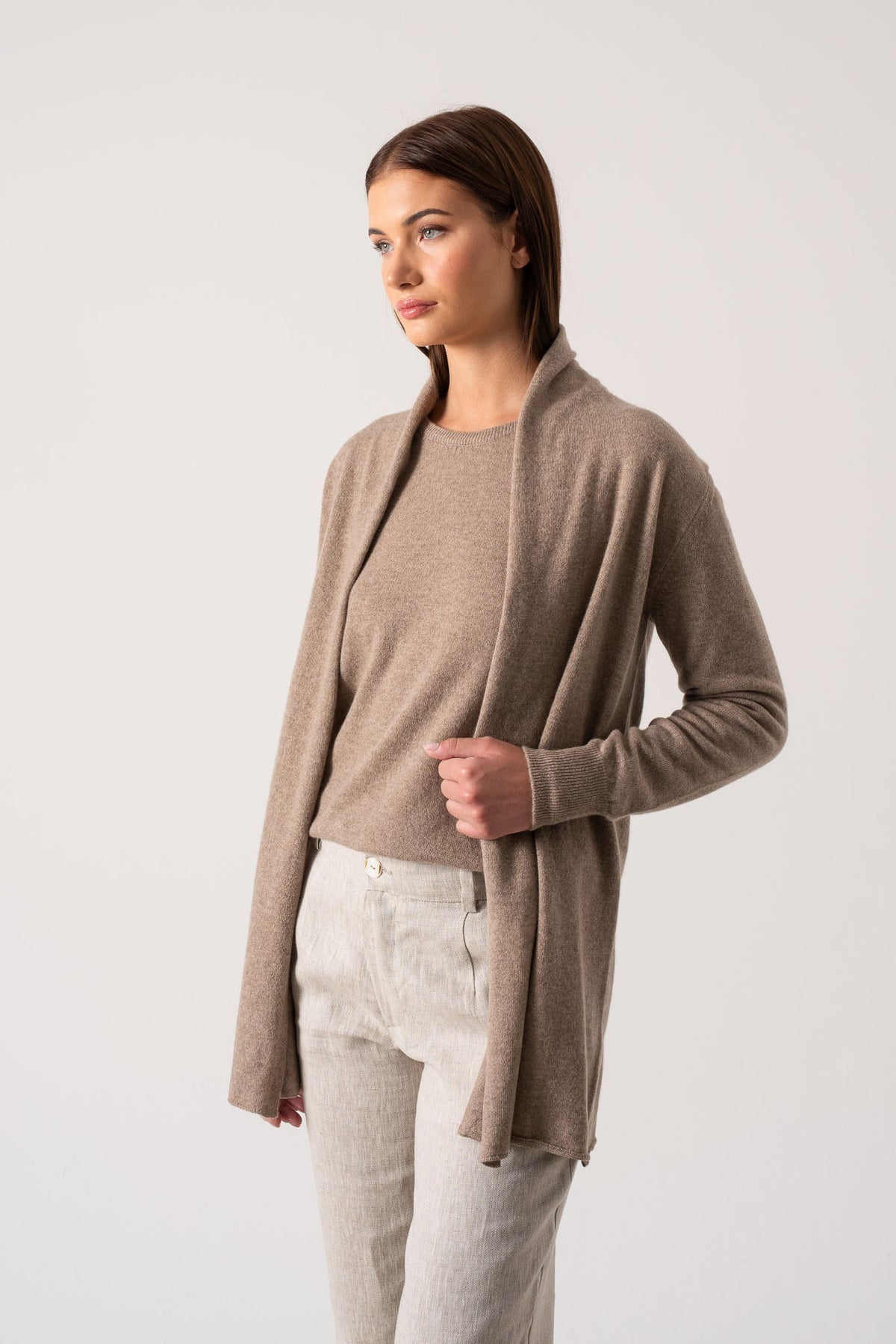 100% Cashmere Cardigan Taupe