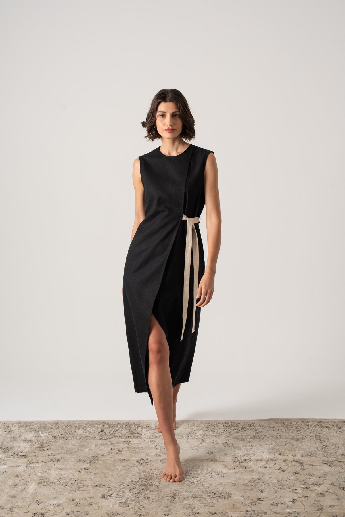 Linen Midi Dress Black