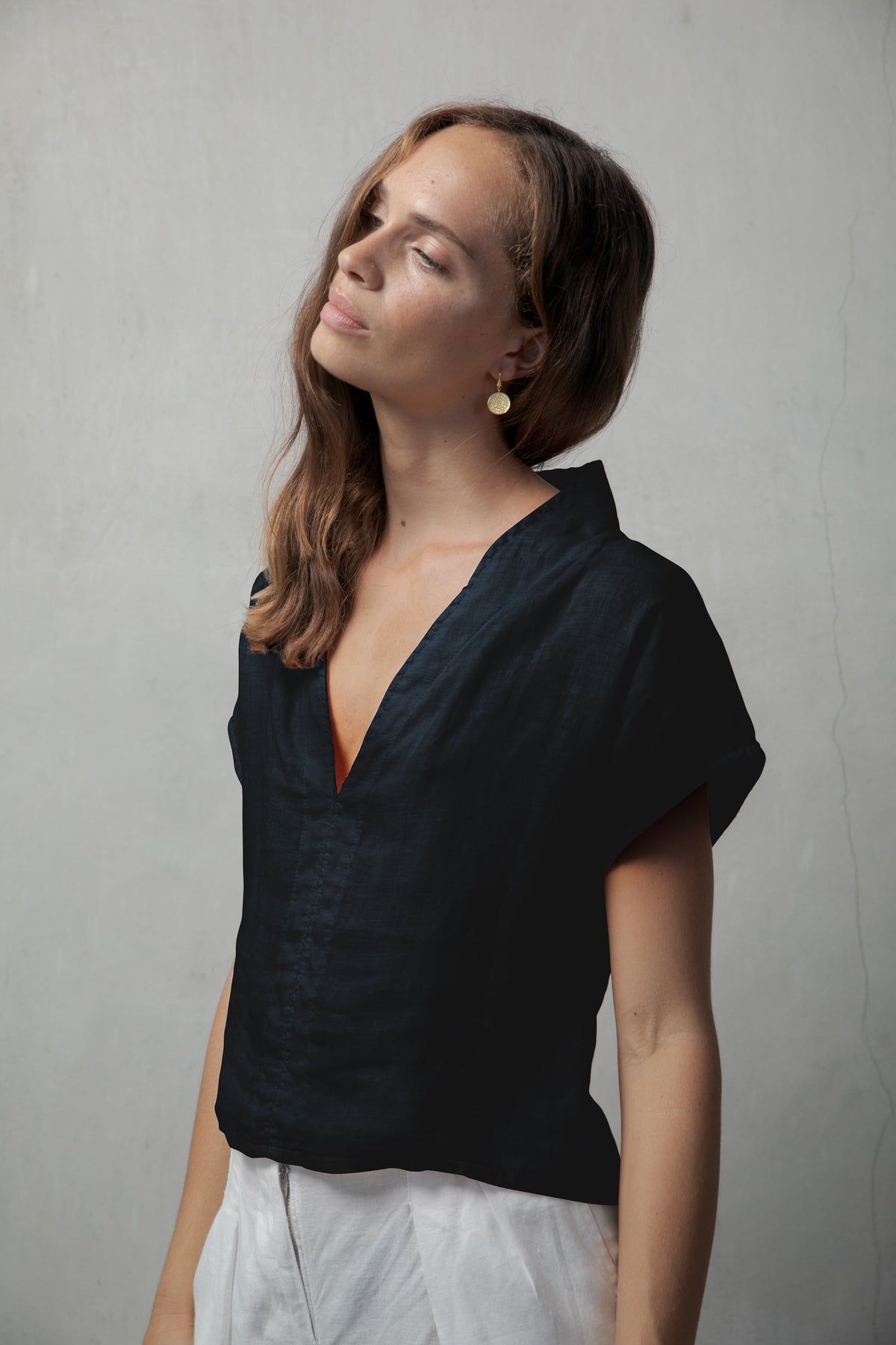 Collo Alto Linen Top Navy
