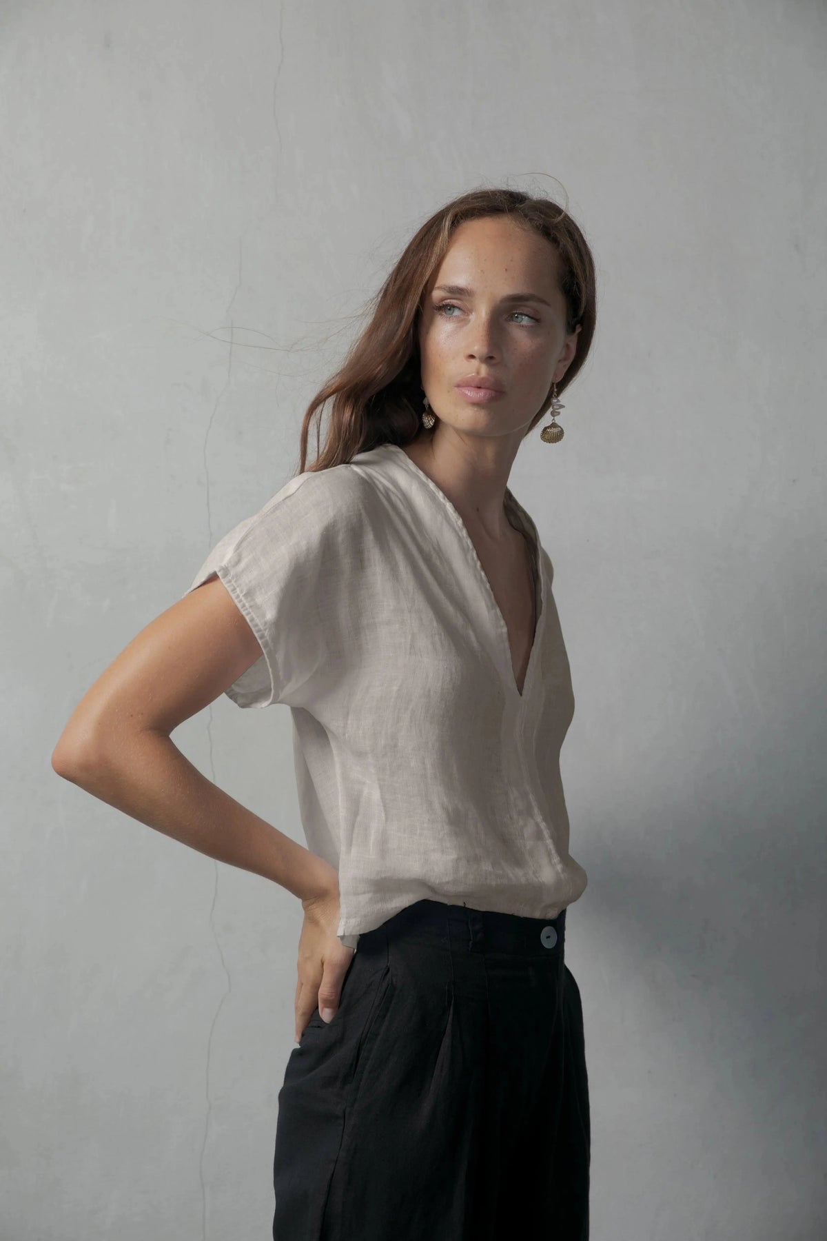 Collo Alto Linen Top White + Oatmeal