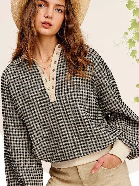 Two-Tone Textured Collared Pullover Top