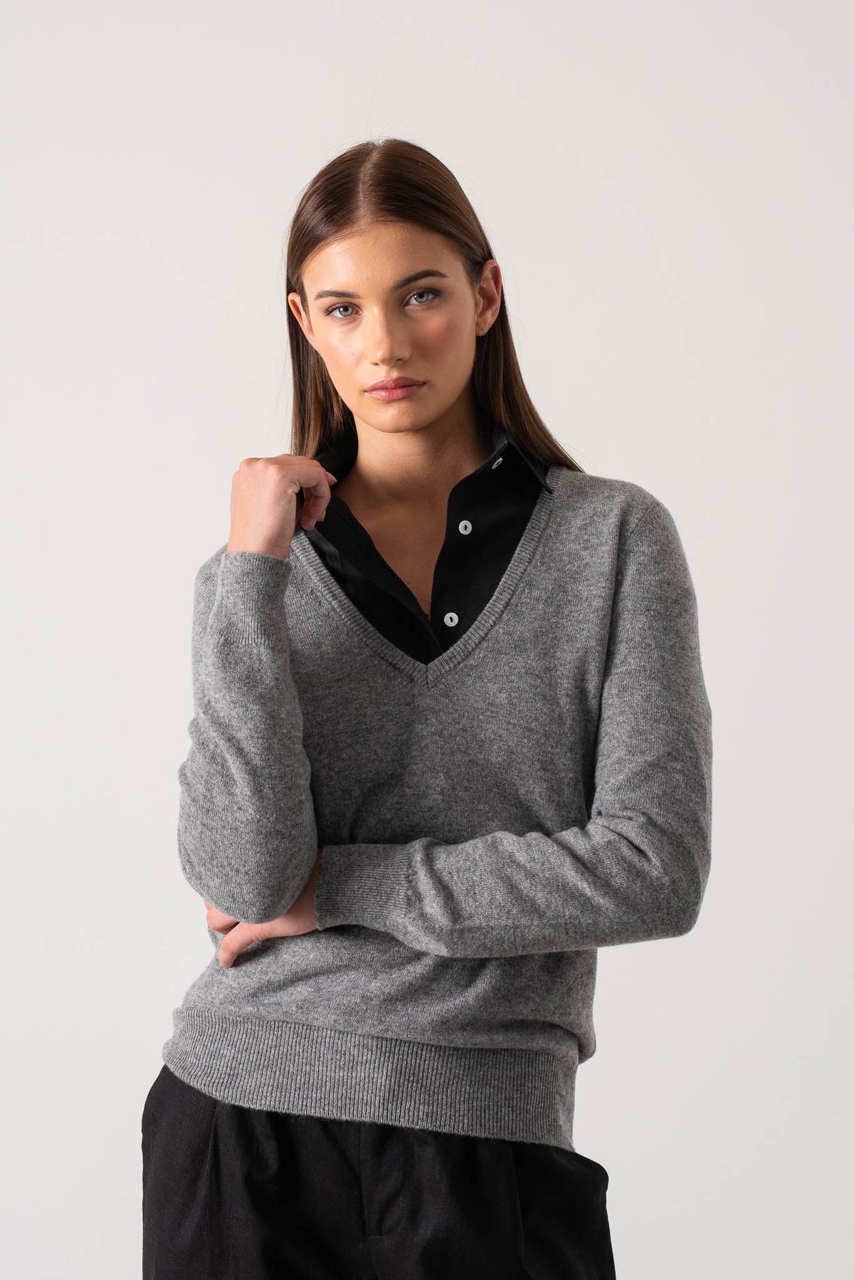 V-Neck 100% Cashmere Sweater Mélange Grey