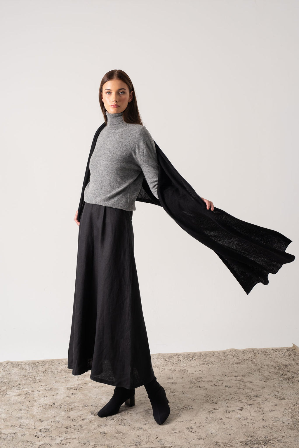 100% Cashmere Wrap Black