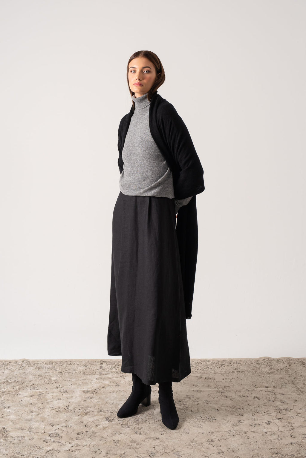 100% Cashmere Wrap Black