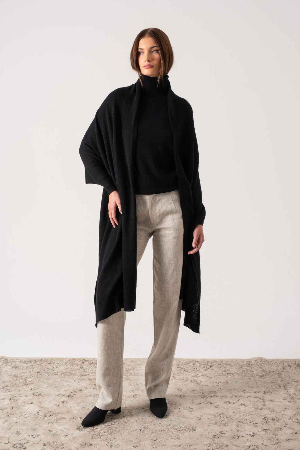 100% Cashmere Wrap Black