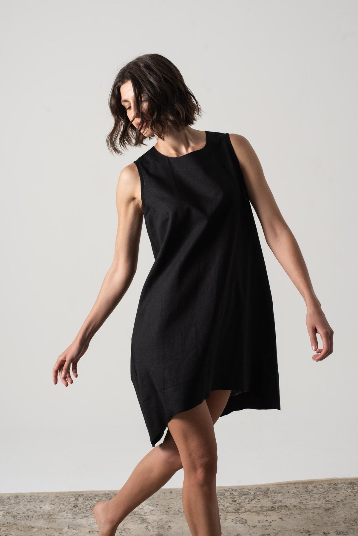 Linen Midi Dress Black