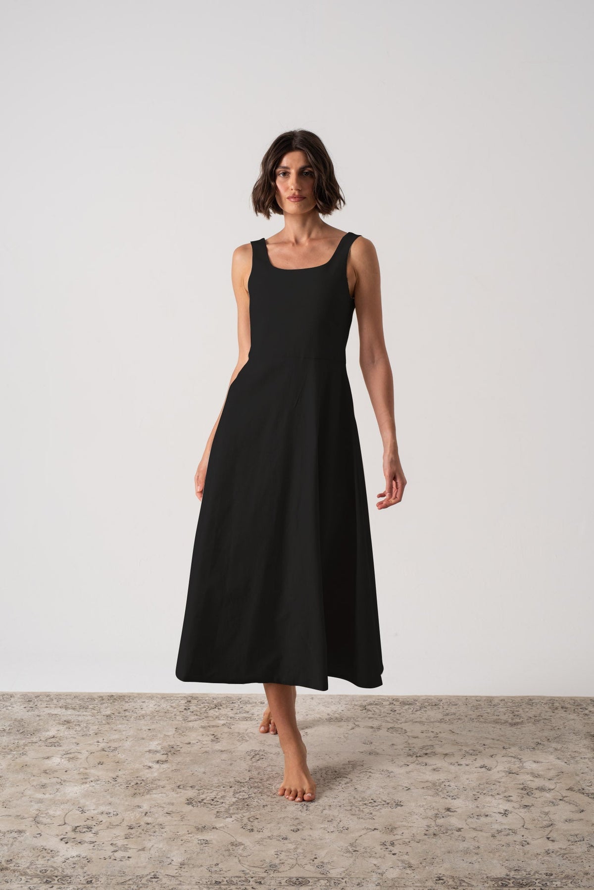 Linen Midi Dress Black