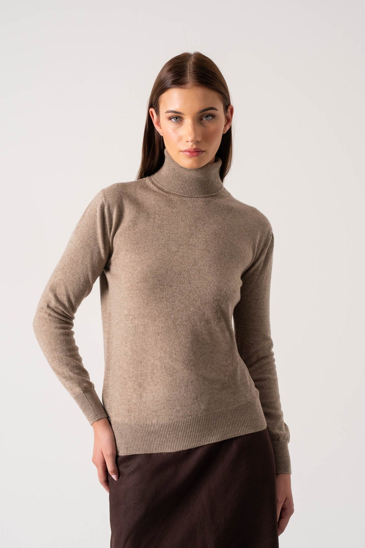 100% Cashmere Turtleneck Sweater Taupe