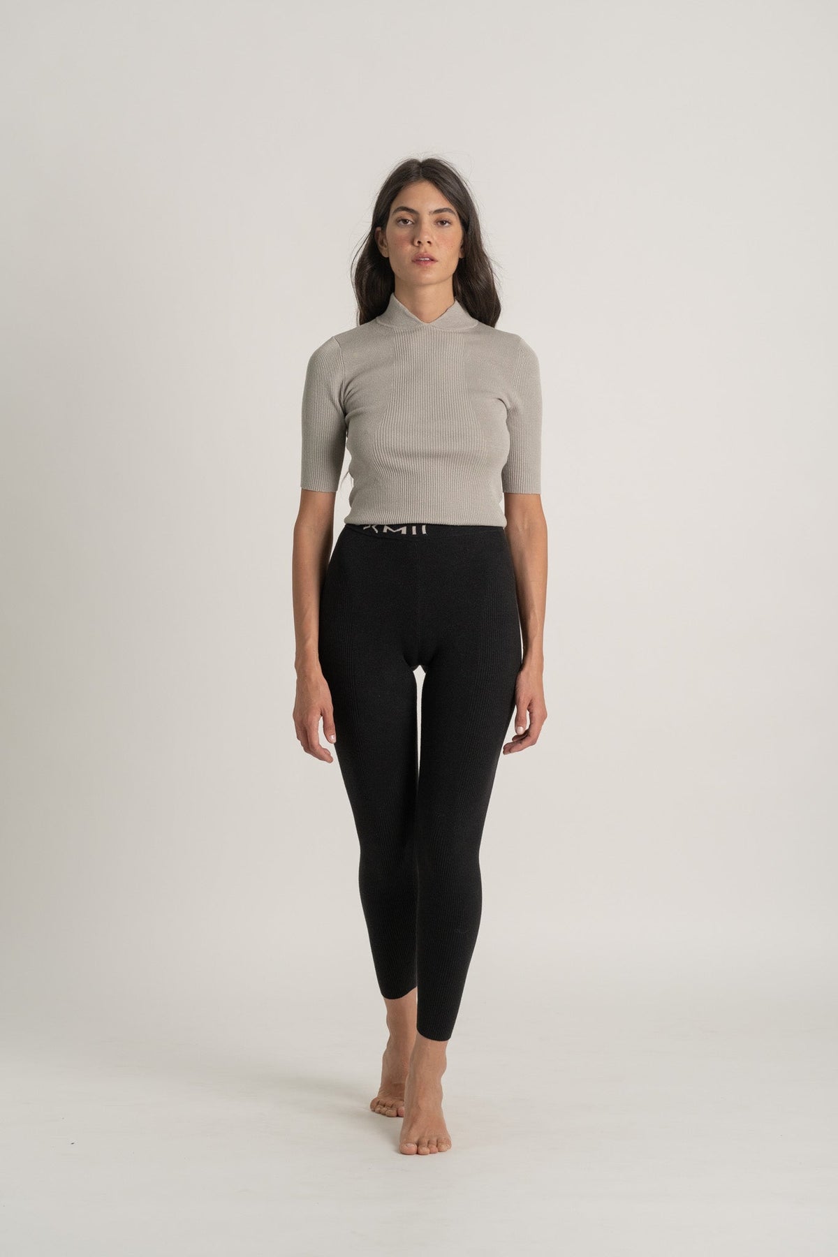 Ribbed Linen Entonnoir Top in Pebble Grey