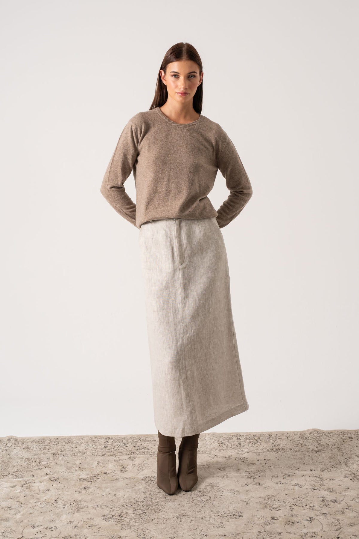 Crewneck 100% Cashmere Sweater Taupe