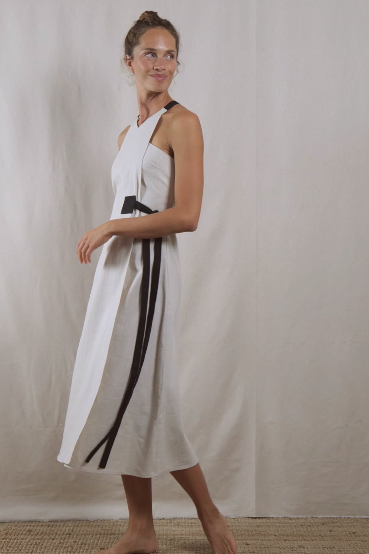 Zulu Linen Wrap Dress in Natural